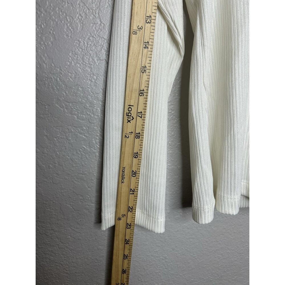 J McLaughlin Cream Ribbed Shimmer Fitted Long Sleeve Turtleneck Sweater Large - Picture 3 of 8